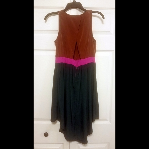 Solemio high low sleeveless cutout dress - Picture 3 of 6